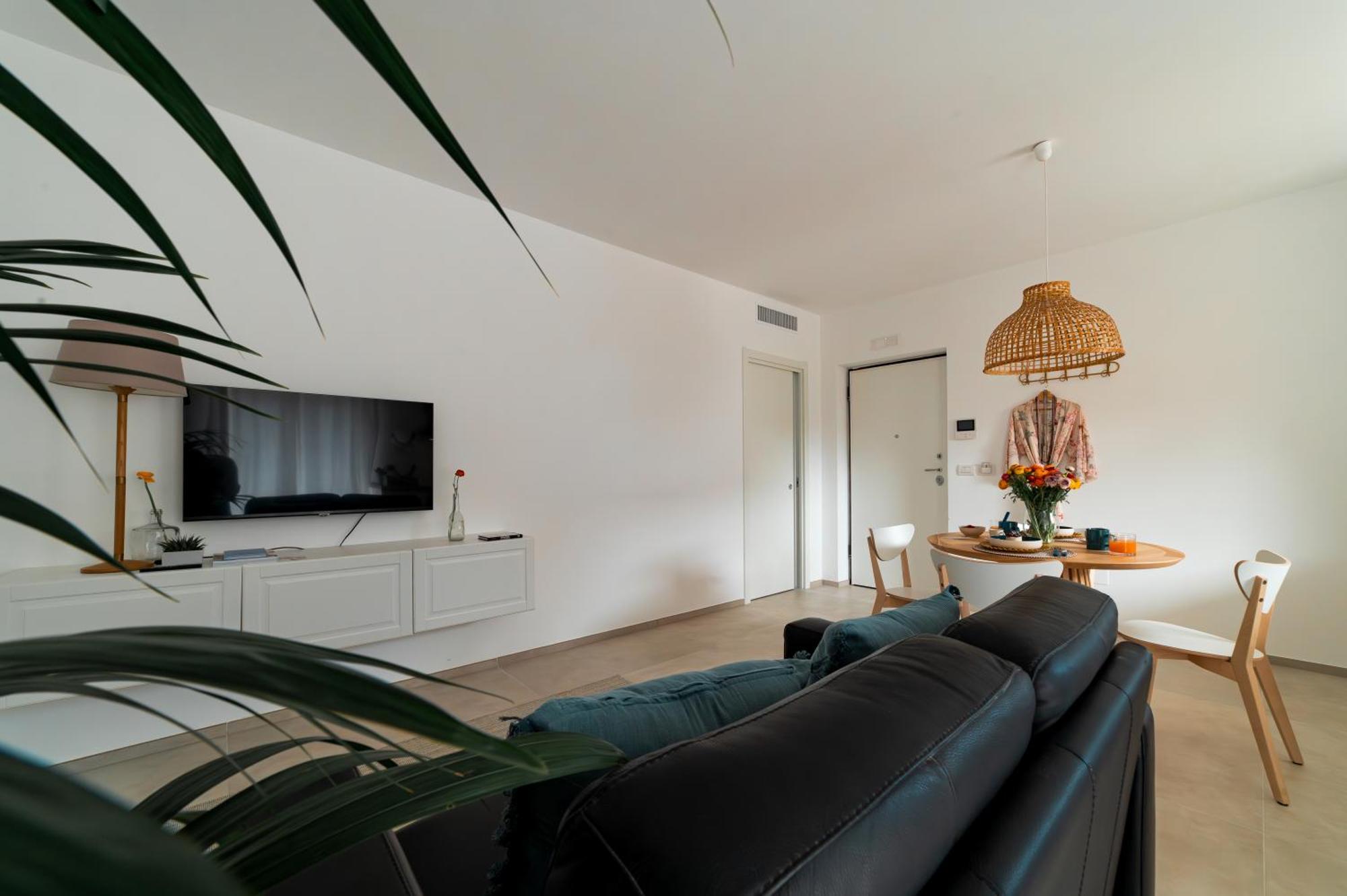 Silvia's Apartment *
